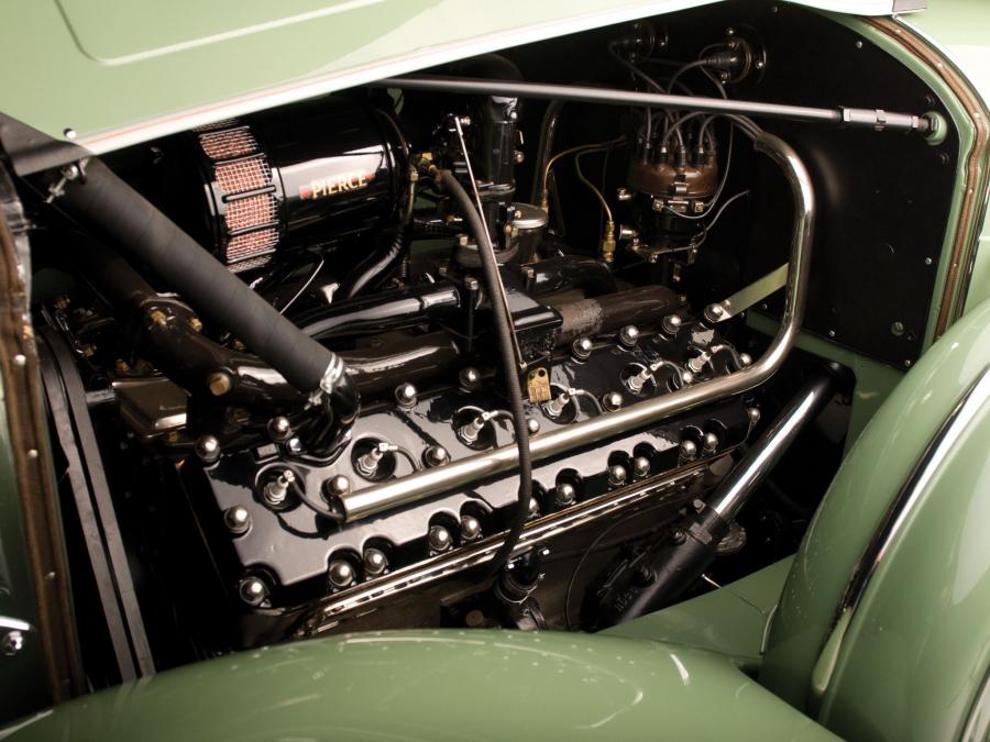  Pierce-Arrow Twelve Convertible Sedan 1933 года  (фото 6 из 11)